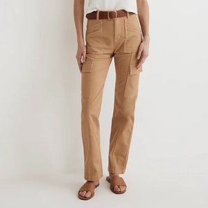 Madewell The Garment-Dyed '90s Straight Cargo Pant in Sand Dune (Size 26)